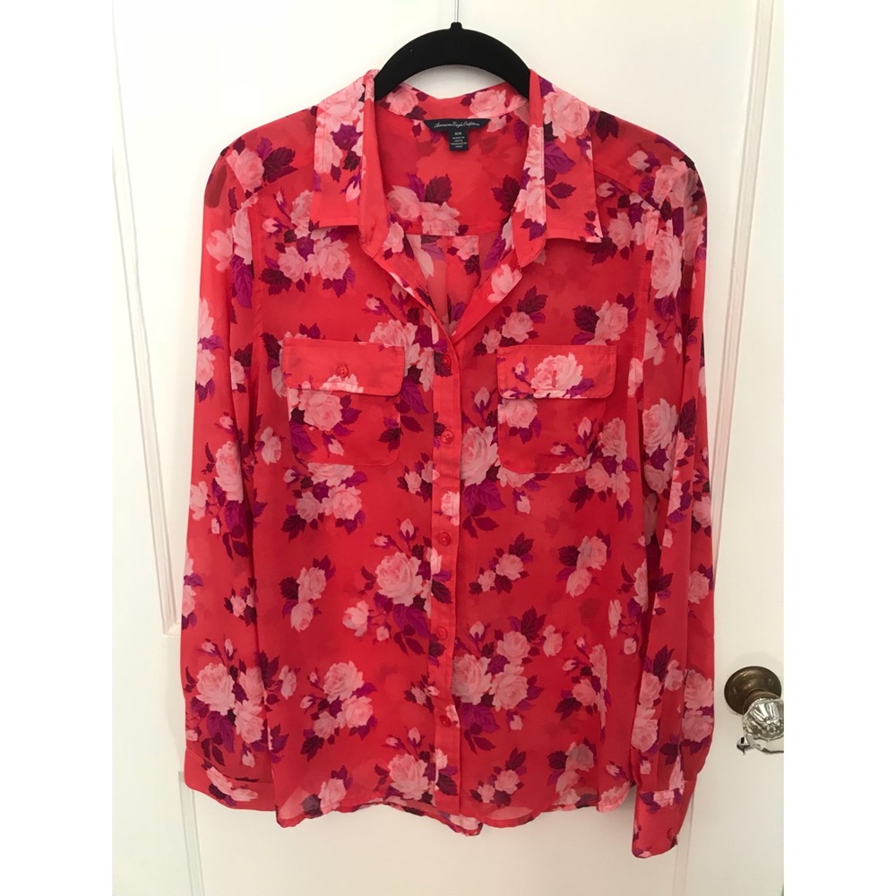 American Eagle Pink Floral Button Down Blouse